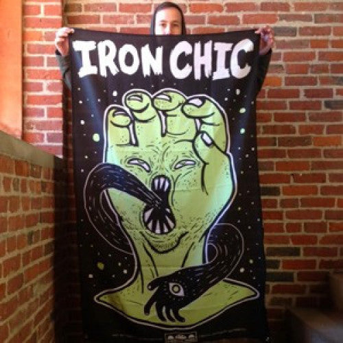 B9RBAN201 Iron Chic "Hand" -  Banner 